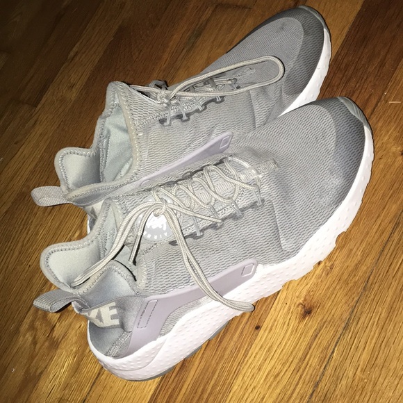 Nike Air Hurache - Picture 1 of 3